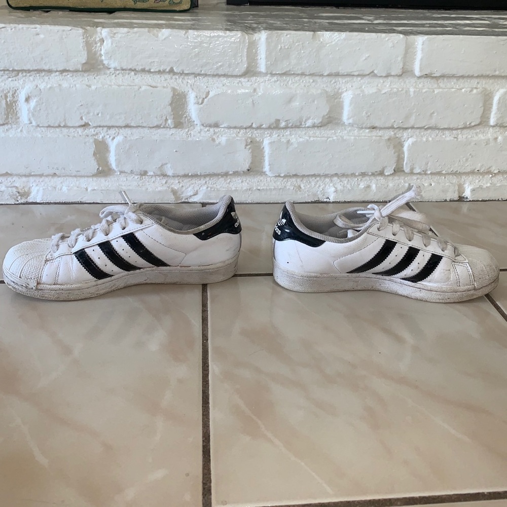 Adidas superstars - Picture 7 of 11